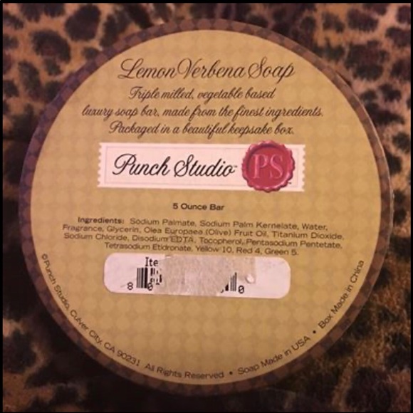 T-Monogrammed Lemon Verbena Soap - Punch Studio - Picture 4 of 8